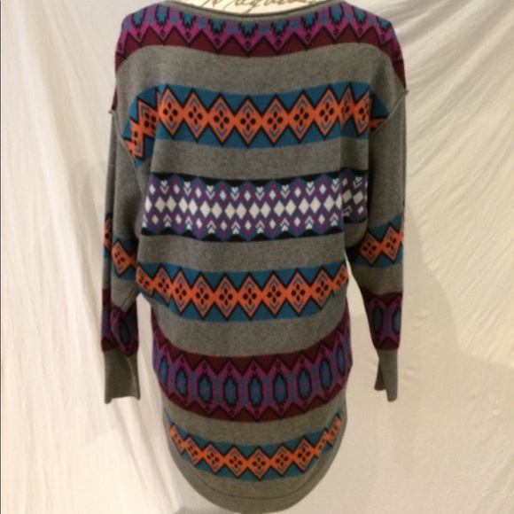 EUC- Plenty-Tracy Resse collection grey sweater❄️✨ - Picture 3 of 5